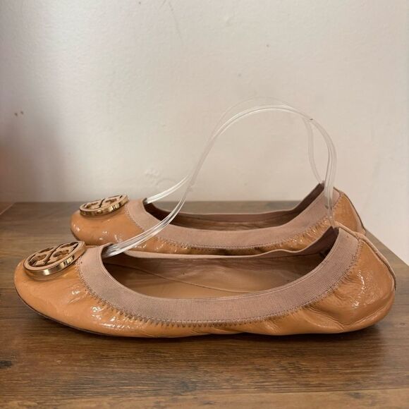 Tory Burch Tan Nude Caroline Patent Leather Ballet Flats - Picture 3 of 9